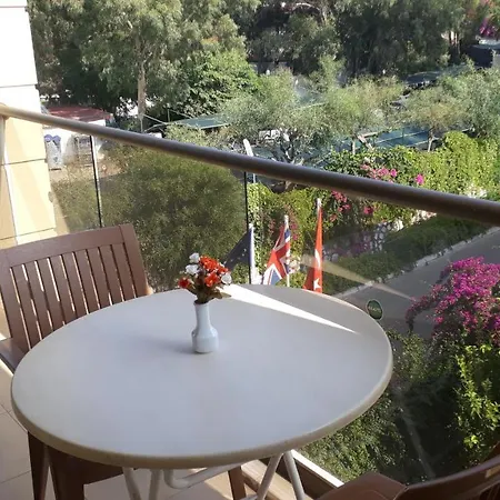 Ecem マルマリス