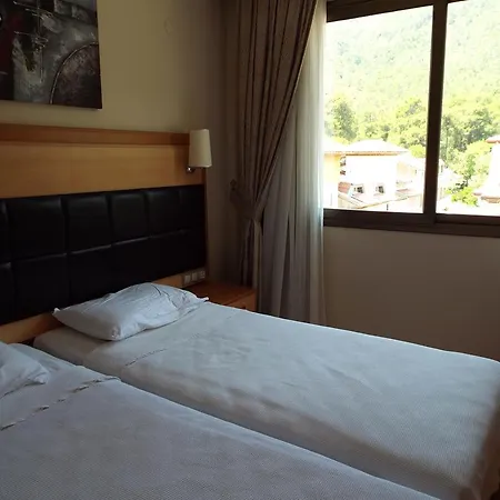 Ecem マルマリス